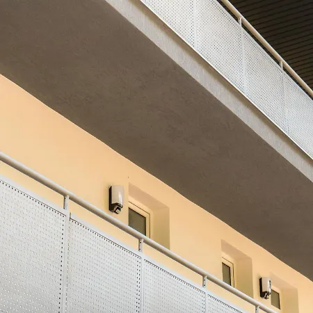 Motocentrum Aparthotel 3*